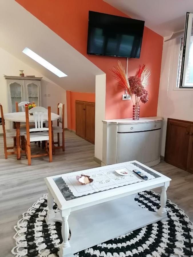 オレニャApartamento Turistico La Miesアパートメント エクステリア 写真