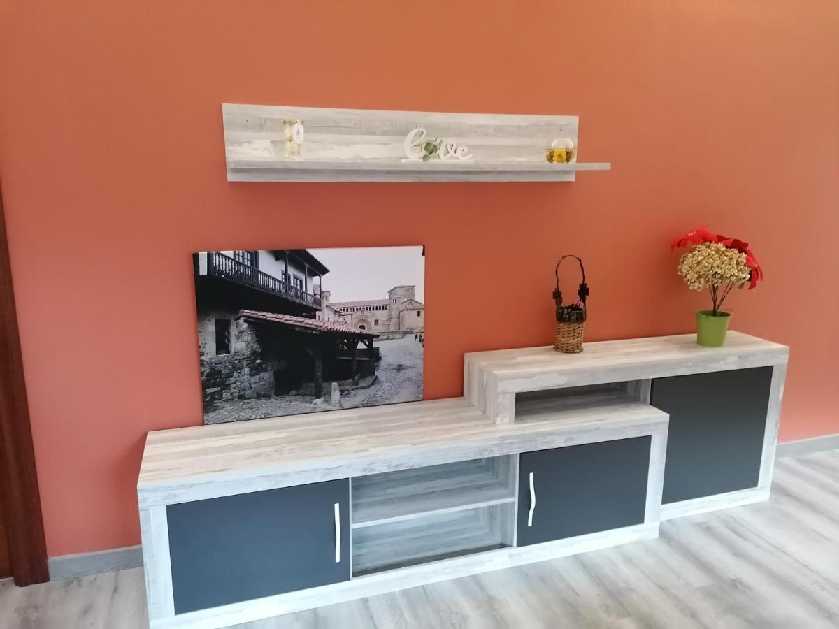 Apartamento Turistico La Mies オレニャ エクステリア 写真
