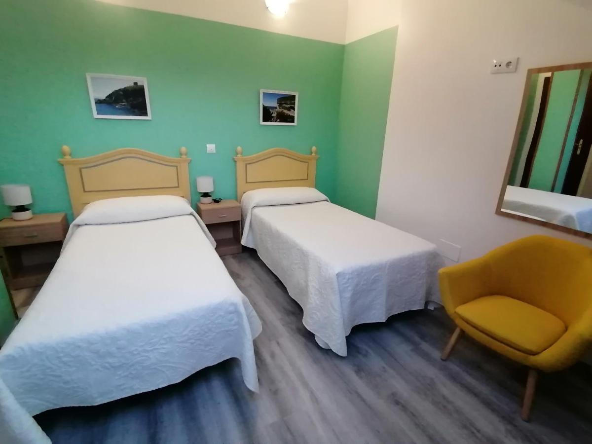 Apartamento Turistico La Mies オレニャ エクステリア 写真
