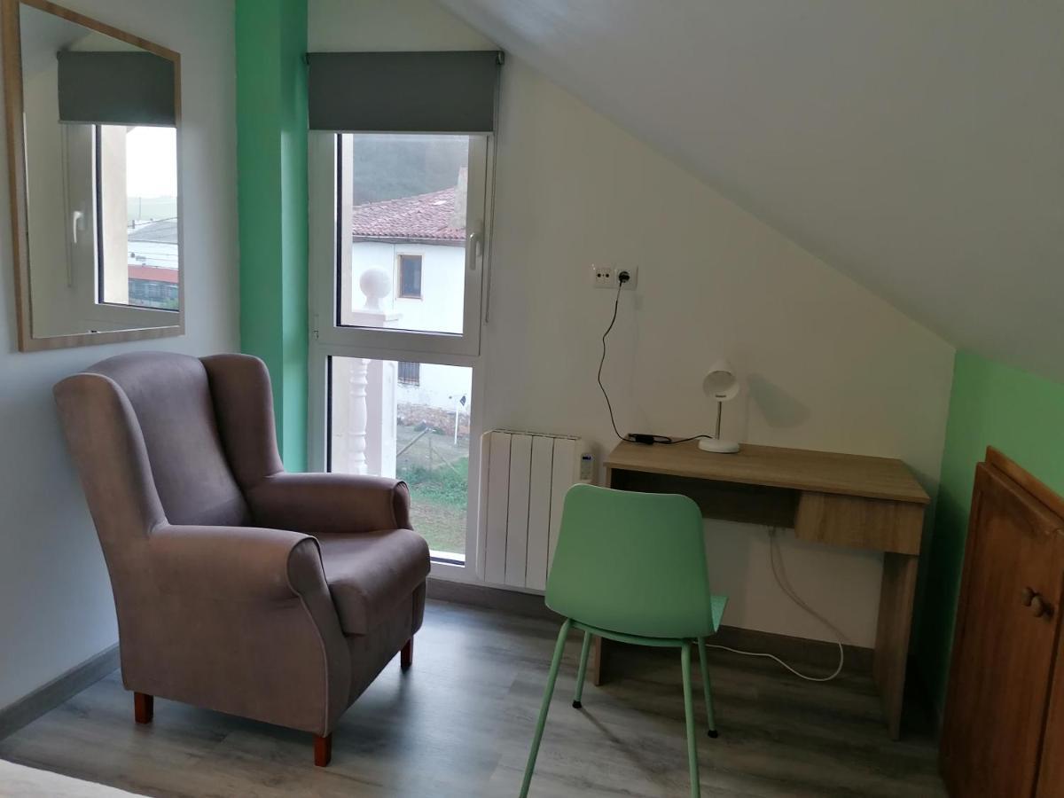 Apartamento Turistico La Mies オレニャ エクステリア 写真