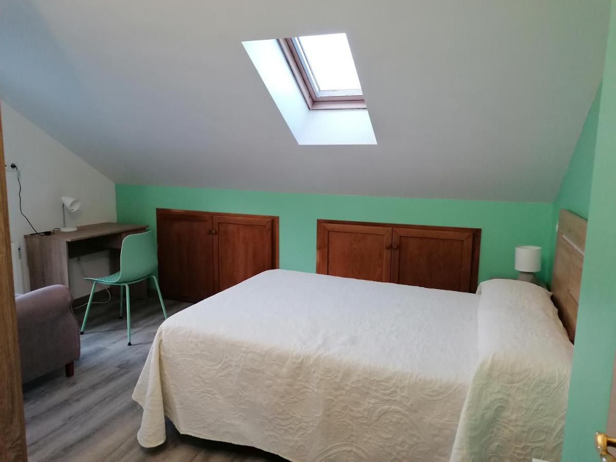 Apartamento Turistico La Mies オレニャ エクステリア 写真